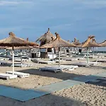 Appartement Mamaia Nord - Pool & Langa Plaja