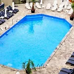 Appartement Mamaia Nord - Pool & Langa Plaja