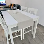 Mamaia Nord - Pool & Langa Plaja Năvodari