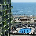 Mamaia Nord - Pool & Langa Plaja Appartement *