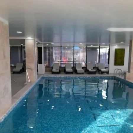 Mamaia Nord - Pool & Langa Plaja Apartamento