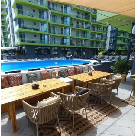 Apartamento Mamaia Nord - Pool & Langa Plaja *
