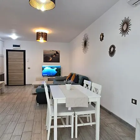 Appartement Mamaia Nord - Pool & Langa Plaja Năvodari