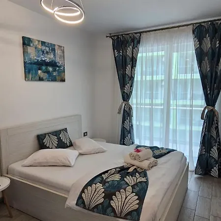 Mamaia Nord - Pool & Langa Plaja Apartamento *