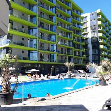 Apartamento Mamaia Nord - Pool & Langa Plaja
